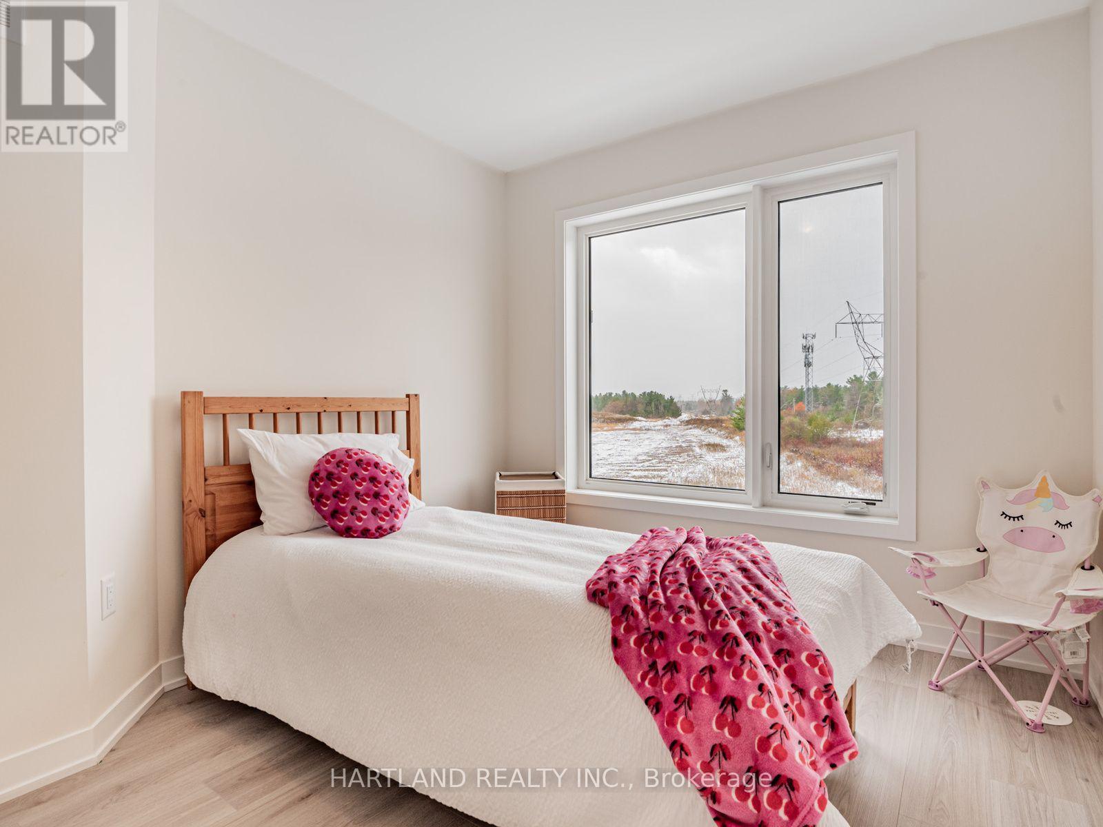 104 - 1695 Dersan Street, Pickering, Ontario  L1X 0S9 - Photo 13 - E13803514