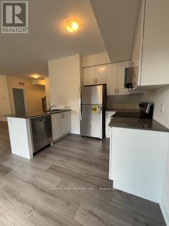 902 - 1695 Dersan Street, Pickering, Ontario  L1X 0S9 - Photo 4 - E13803520