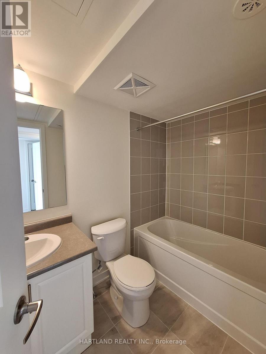 304 - 1695 Dersan Street, Pickering, Ontario  L1X 0S9 - Photo 8 - E13803540