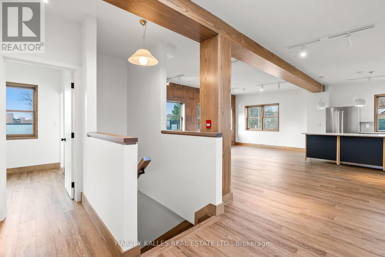 One - 663 Greenwood Avenue, Toronto, Ontario  M4J 4B3 - Photo 20 - E13803548