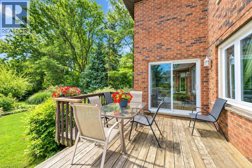 546 Sandbrooke Court, Waterloo, Ontario  N2T 2H4 - Photo 48 - 40864298