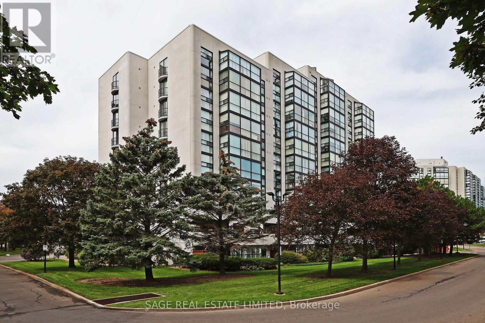 1015 - 30 HARDING BOULEVARD W, Richmond Hill, Ontario