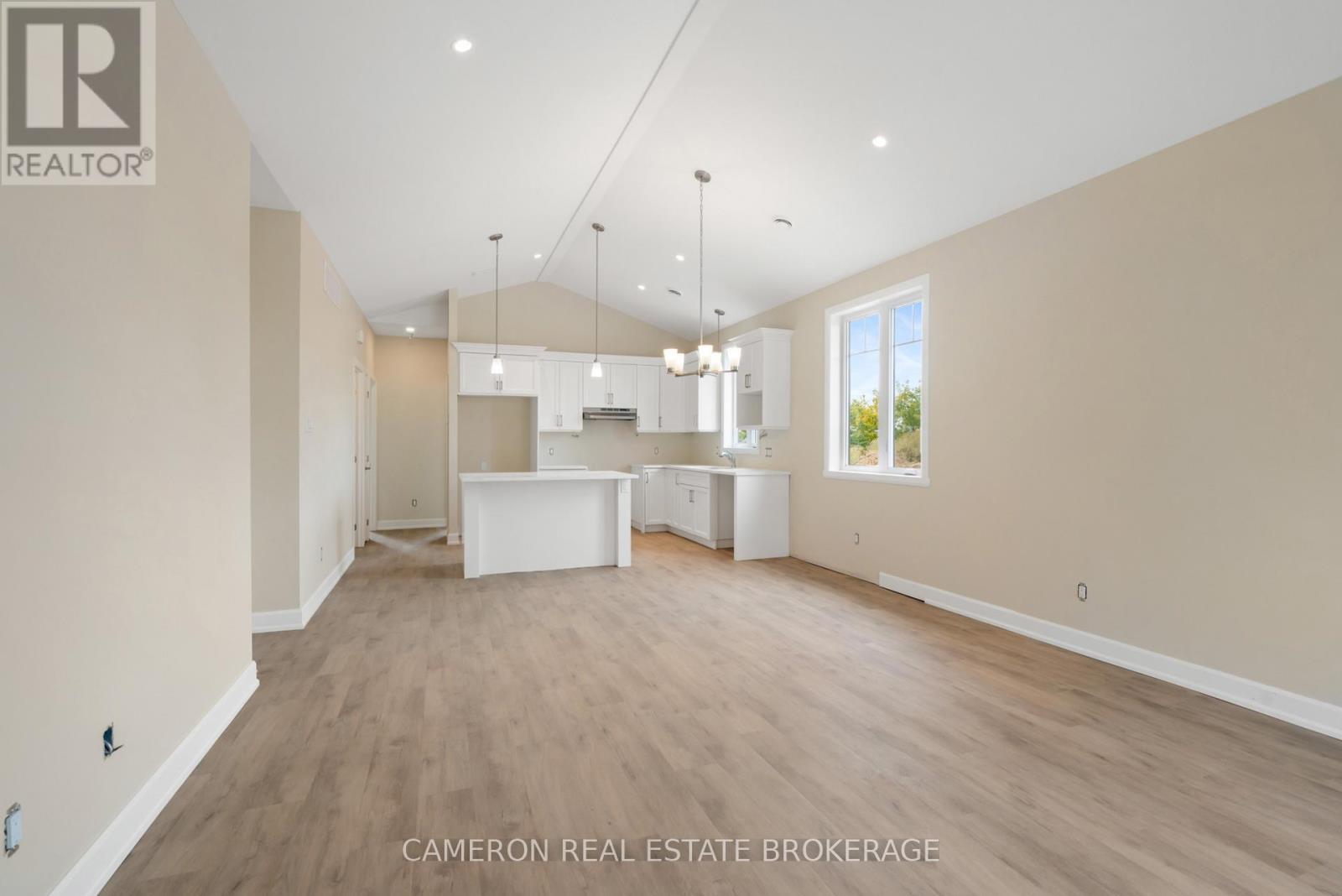 3190 Mauricy Street, Cornwall, Ontario  K6K 0A1 - Photo 3 - X13803556