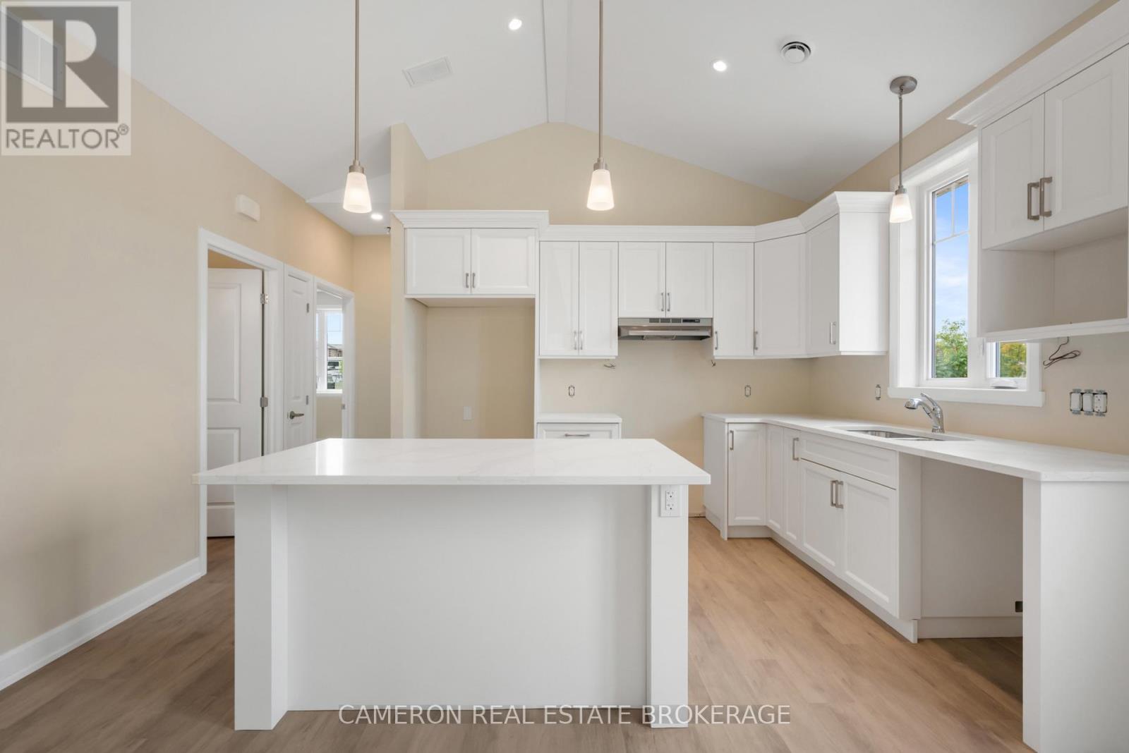 3190 Mauricy Street, Cornwall, Ontario  K6K 0A1 - Photo 5 - X13803556