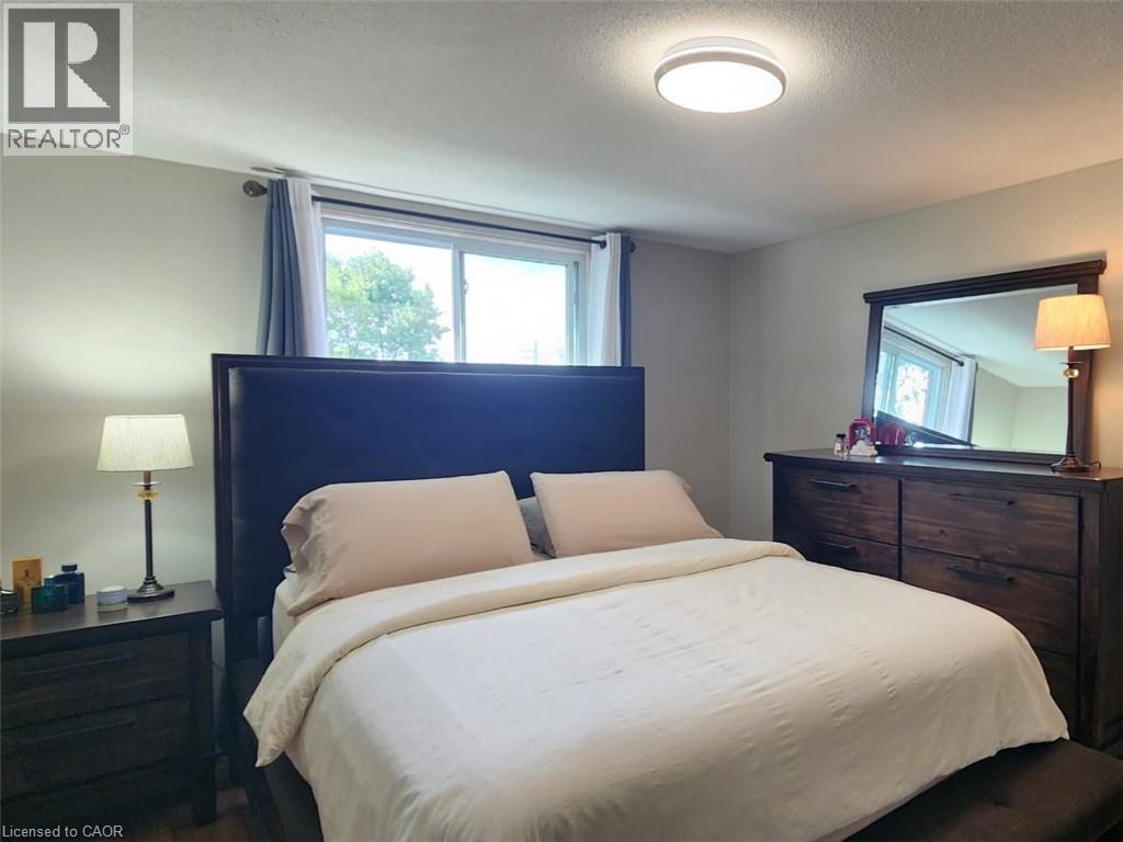 30 AVALON Place Unit# 212 photo 8