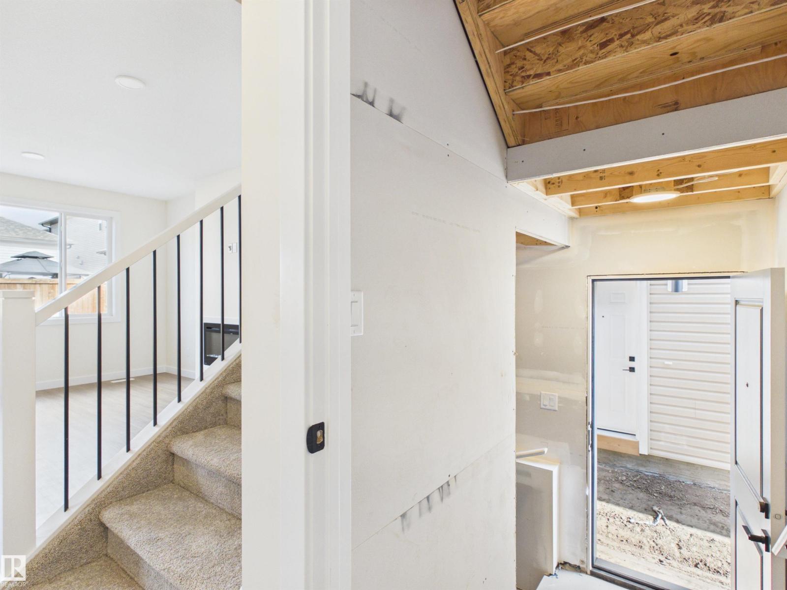 139 FICUS WY