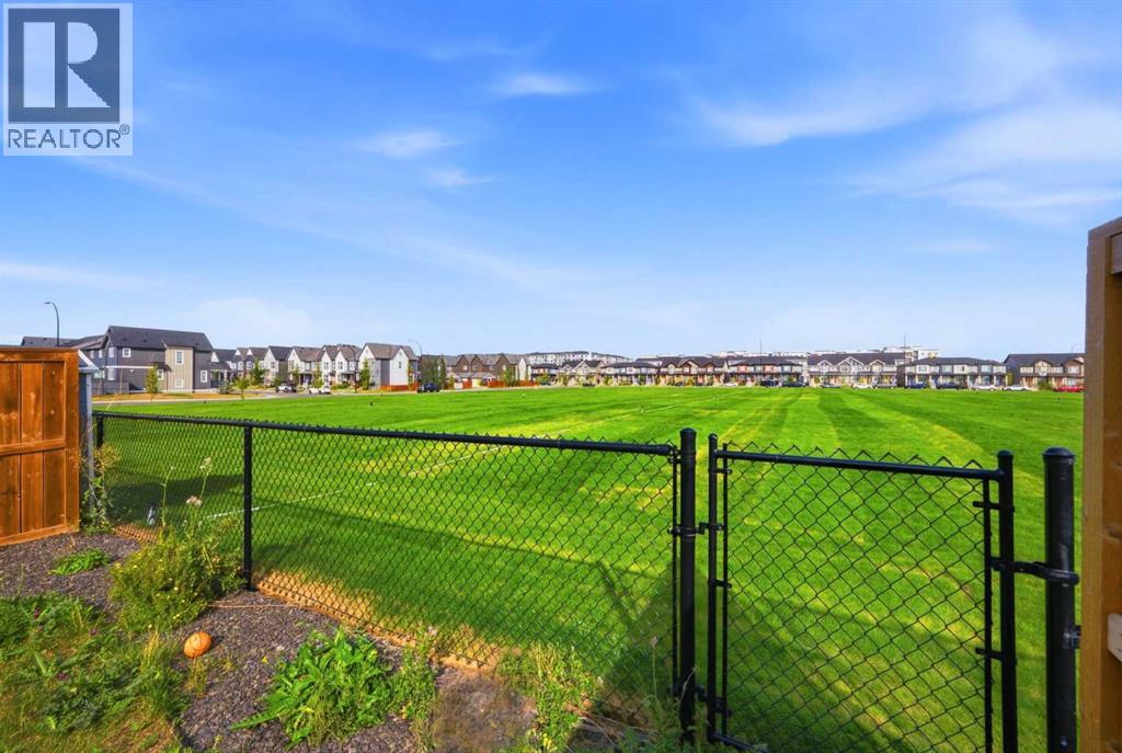 186 Carringvue Park Nw, Calgary, Alberta  T3P 1L1 - Photo 4 - A2342721