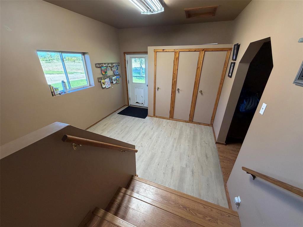 86083 PTH 5 Highway Neepawa Manitoba Canada R0J1H0 3