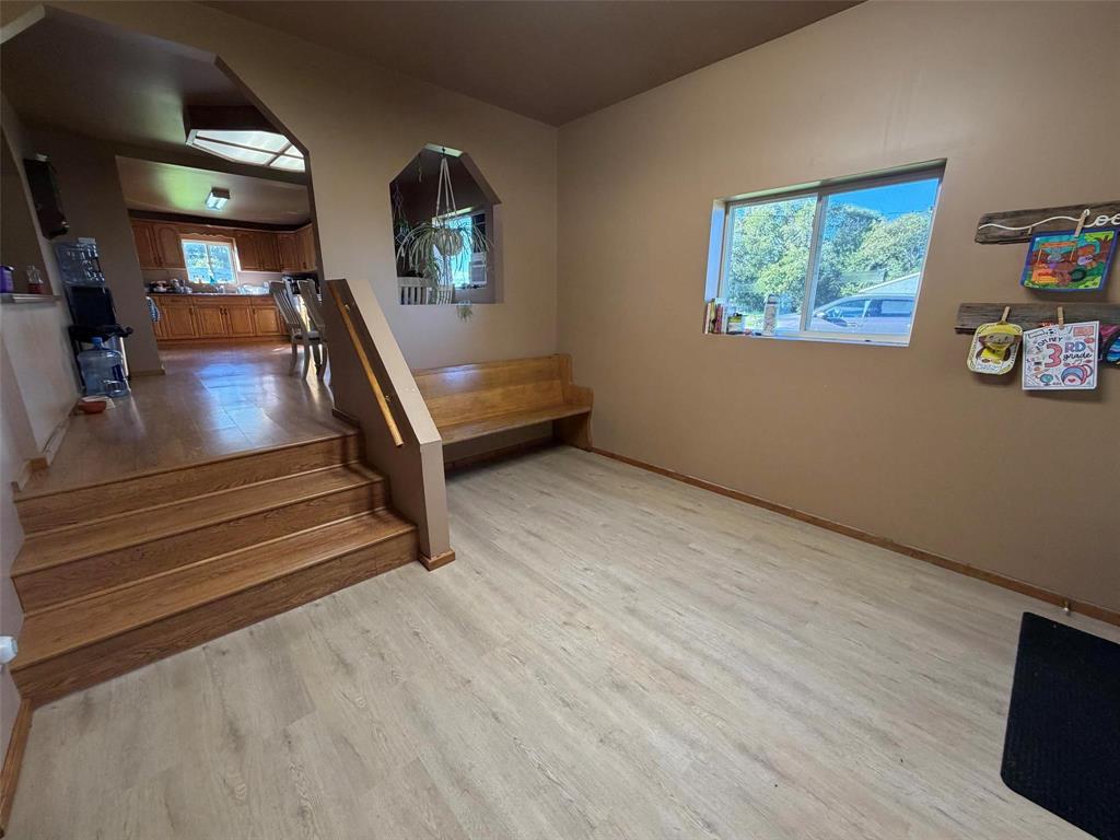 86083 PTH 5 Highway Neepawa Manitoba Canada R0J1H0 2
