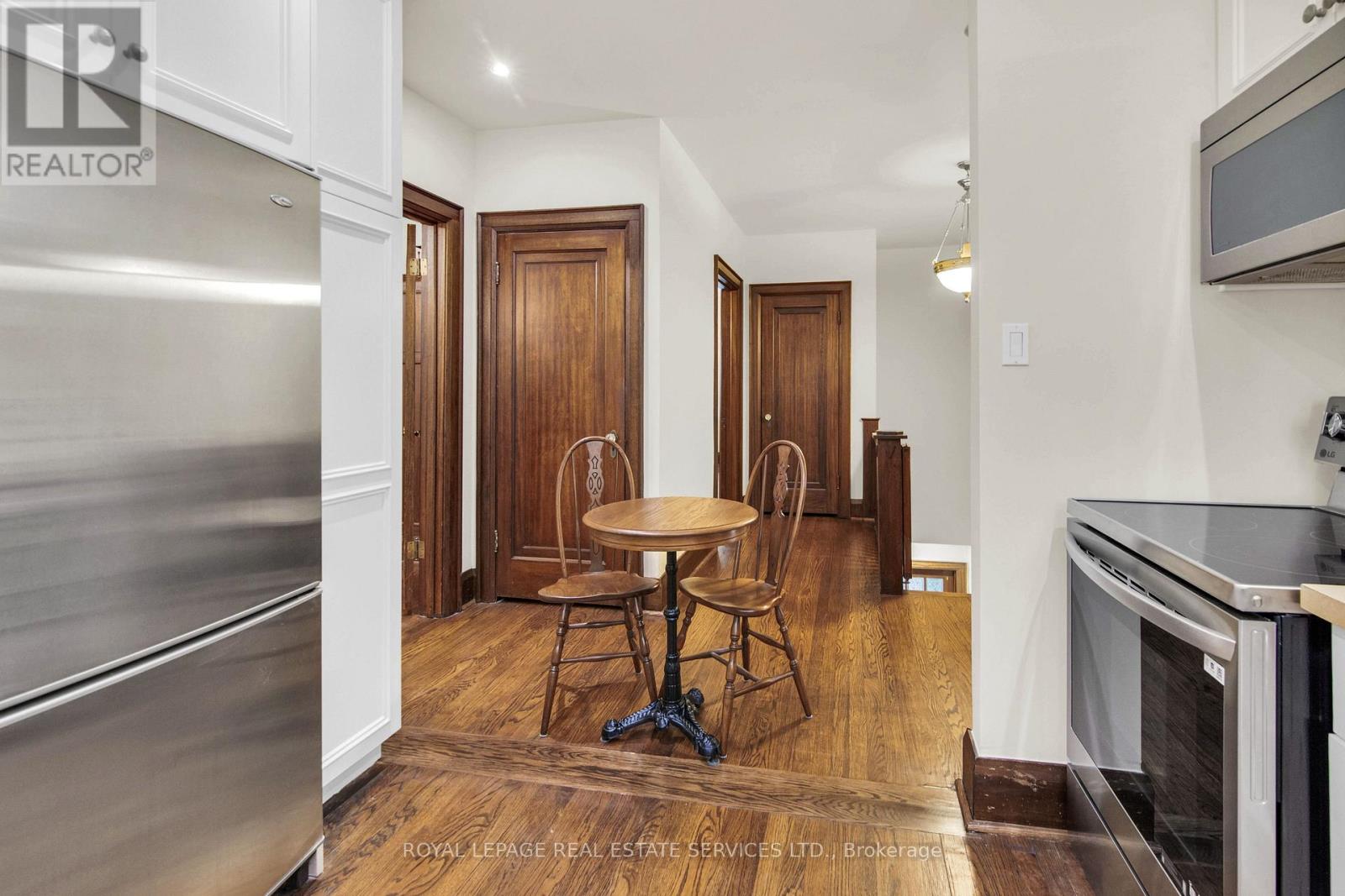 2nd Floor - 113 Chaplin Crescent, Toronto, Ontario  M5P 1A6 - Photo 19 - C13791316