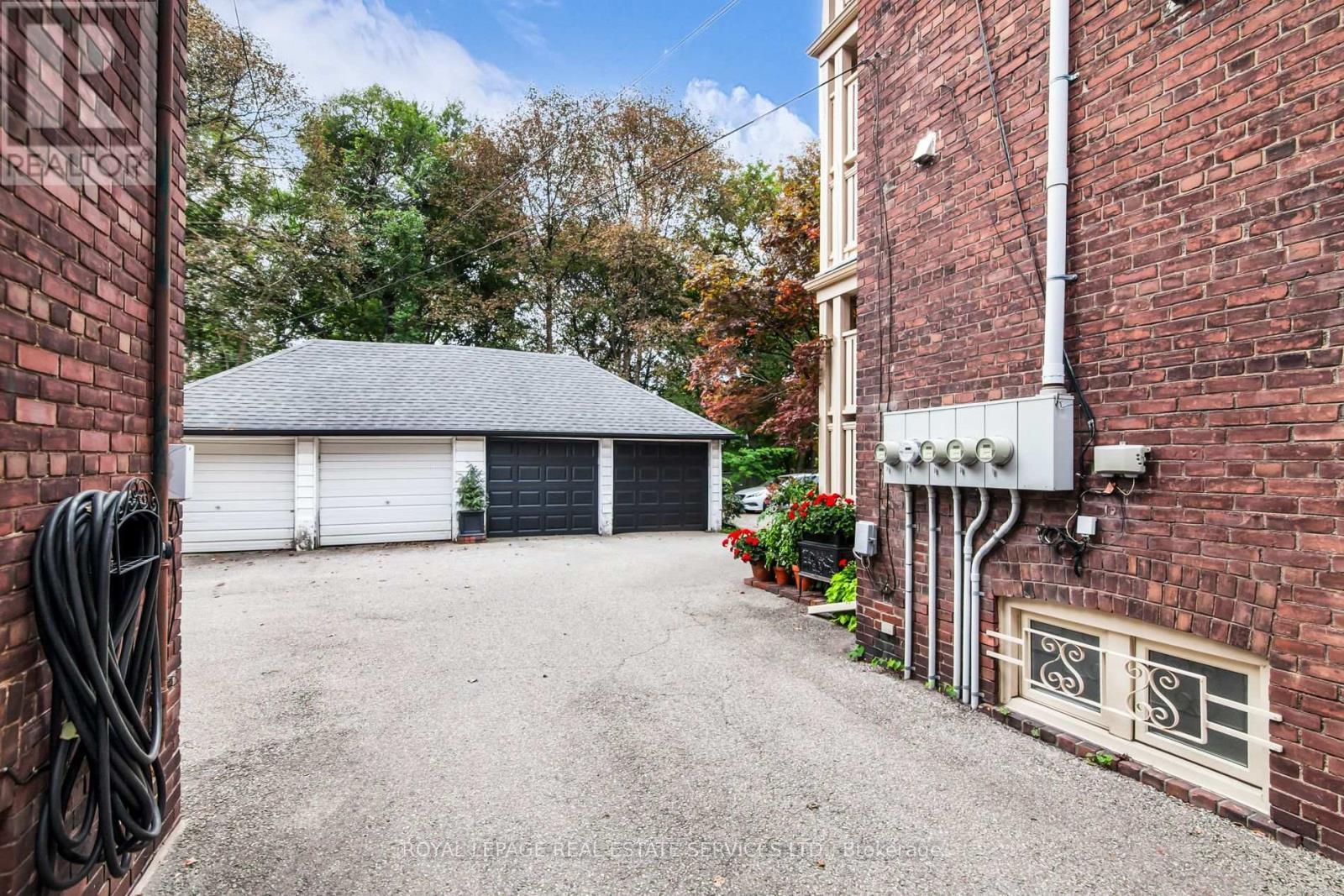 2nd Floor - 113 Chaplin Crescent, Toronto, Ontario  M5P 1A6 - Photo 37 - C13791316