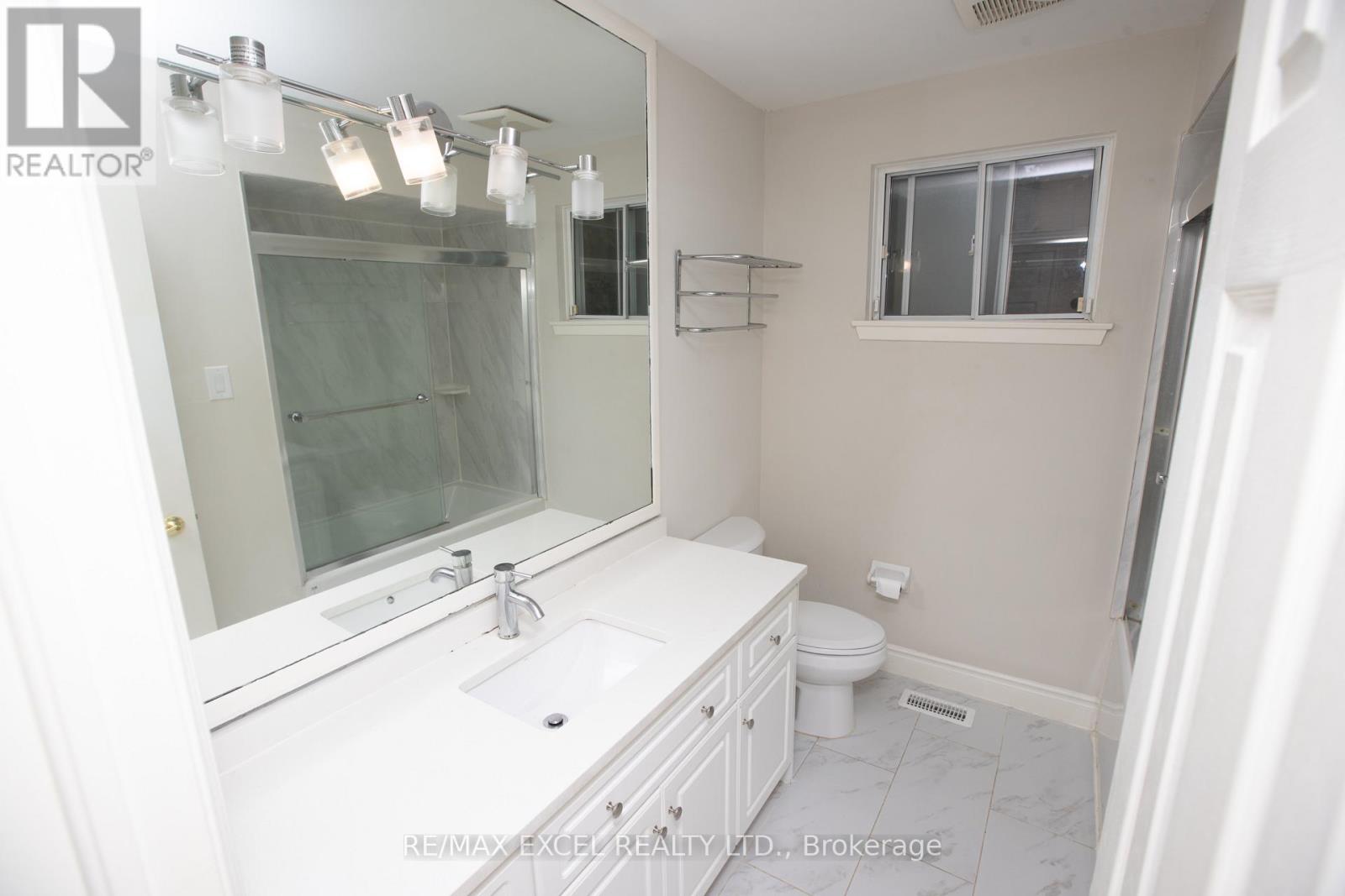 387 Crosby Avenue, Richmond Hill, Ontario  L4C 2R8 - Photo 23 - N13601898