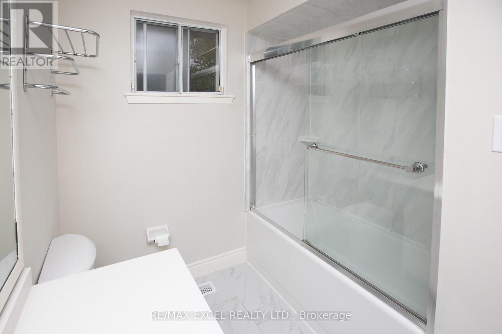 387 Crosby Avenue, Richmond Hill, Ontario  L4C 2R8 - Photo 21 - N13601898