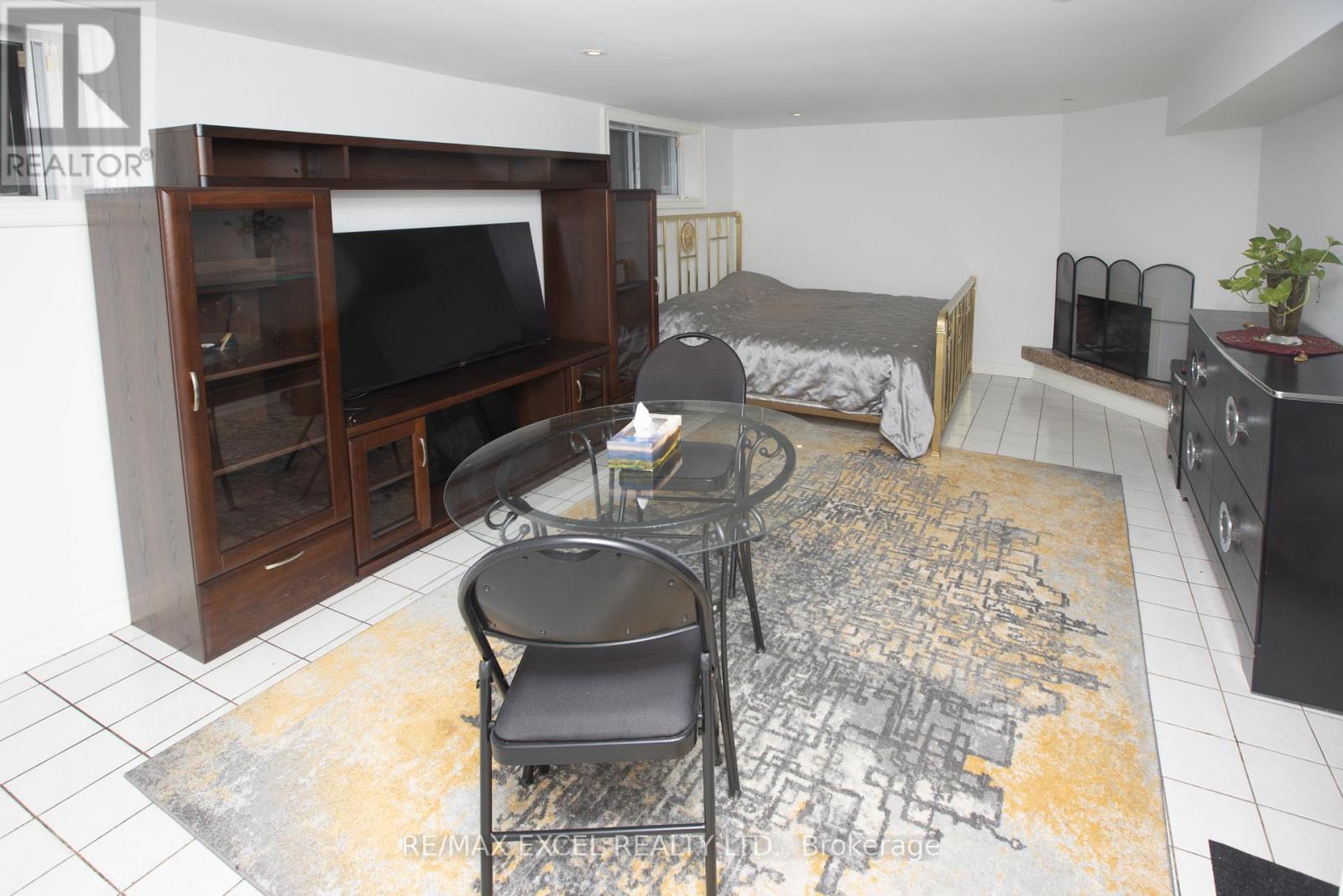 387 Crosby Avenue, Richmond Hill, Ontario  L4C 2R8 - Photo 32 - N13601898