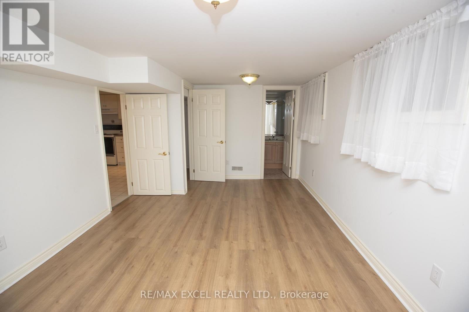 387 Crosby Avenue, Richmond Hill, Ontario  L4C 2R8 - Photo 42 - N13601898