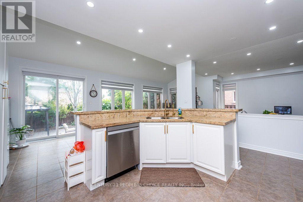 3240 Tacc Drive, Mississauga, Ontario  L5M 0H3 - Photo 18 - W13803198