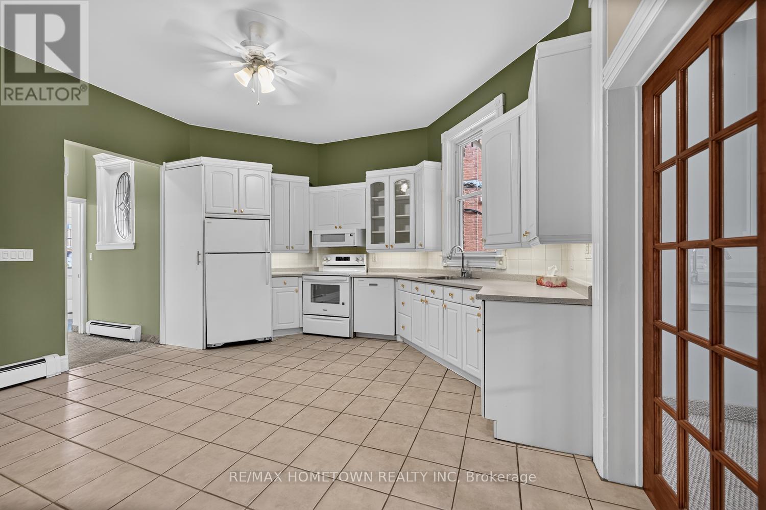 98 Pine Street, Brockville, Ontario K6V 1G9 - Photo 11 - X13753466