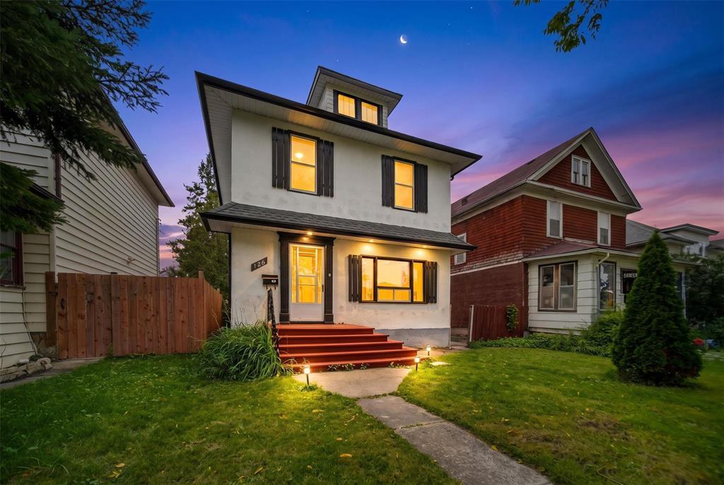 128 Luxton Avenue, Winnipeg, Manitoba  R2W 0L9 - Photo 0 - 202623477