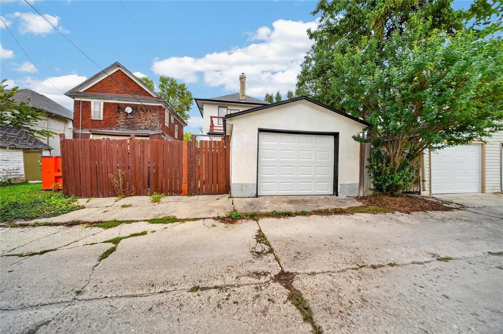 128 Luxton Avenue, Winnipeg, Manitoba  R2W 0L9 - Photo 38 - 202623477