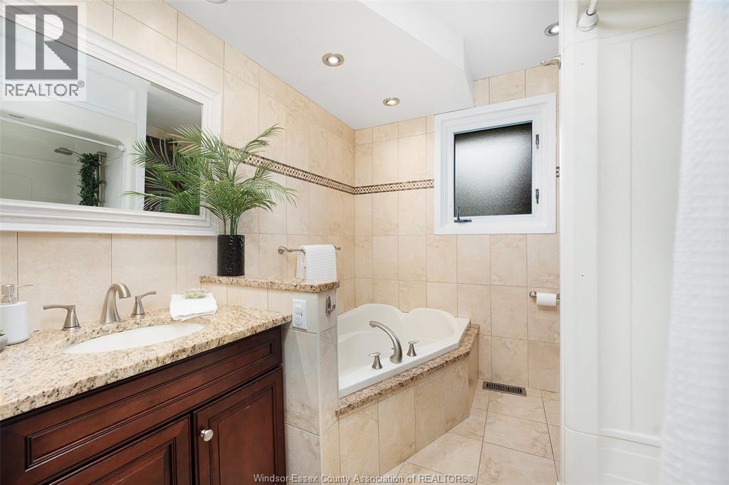 5 Frances Court, Essex, Ontario  N8M 2V5 - Photo 17 - 26023006
