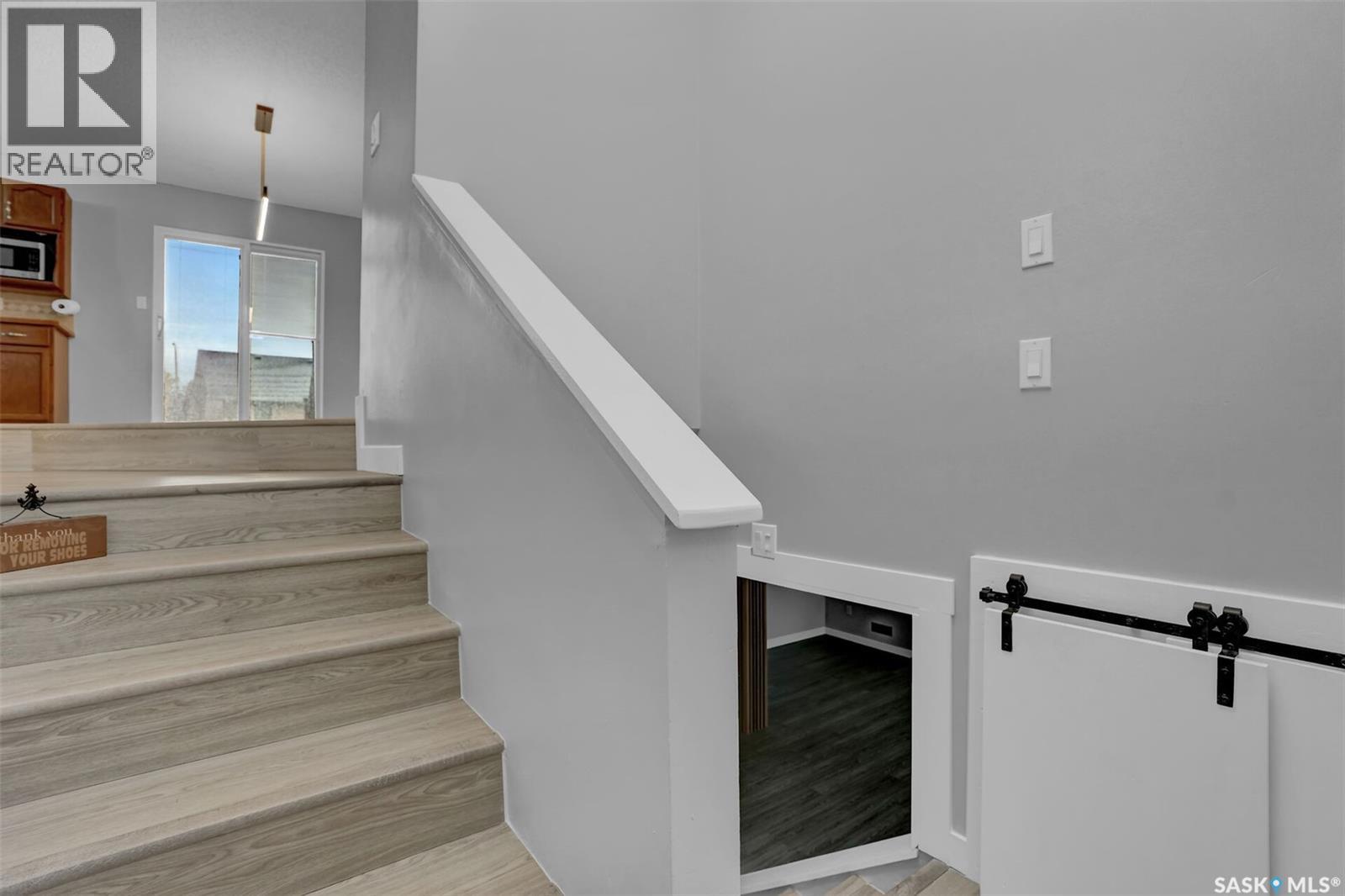 6914 Whelan Drive, Regina, Saskatchewan  S4X 3W1 - Photo 6 - SK048715