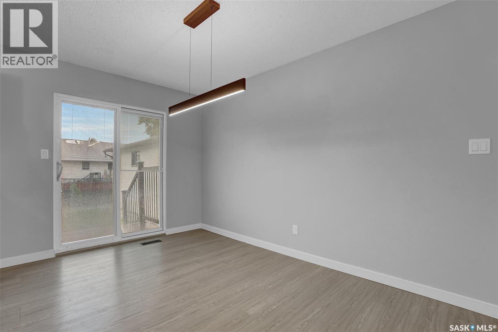 6914 Whelan Drive, Regina, Saskatchewan  S4X 3W1 - Photo 12 - SK048715