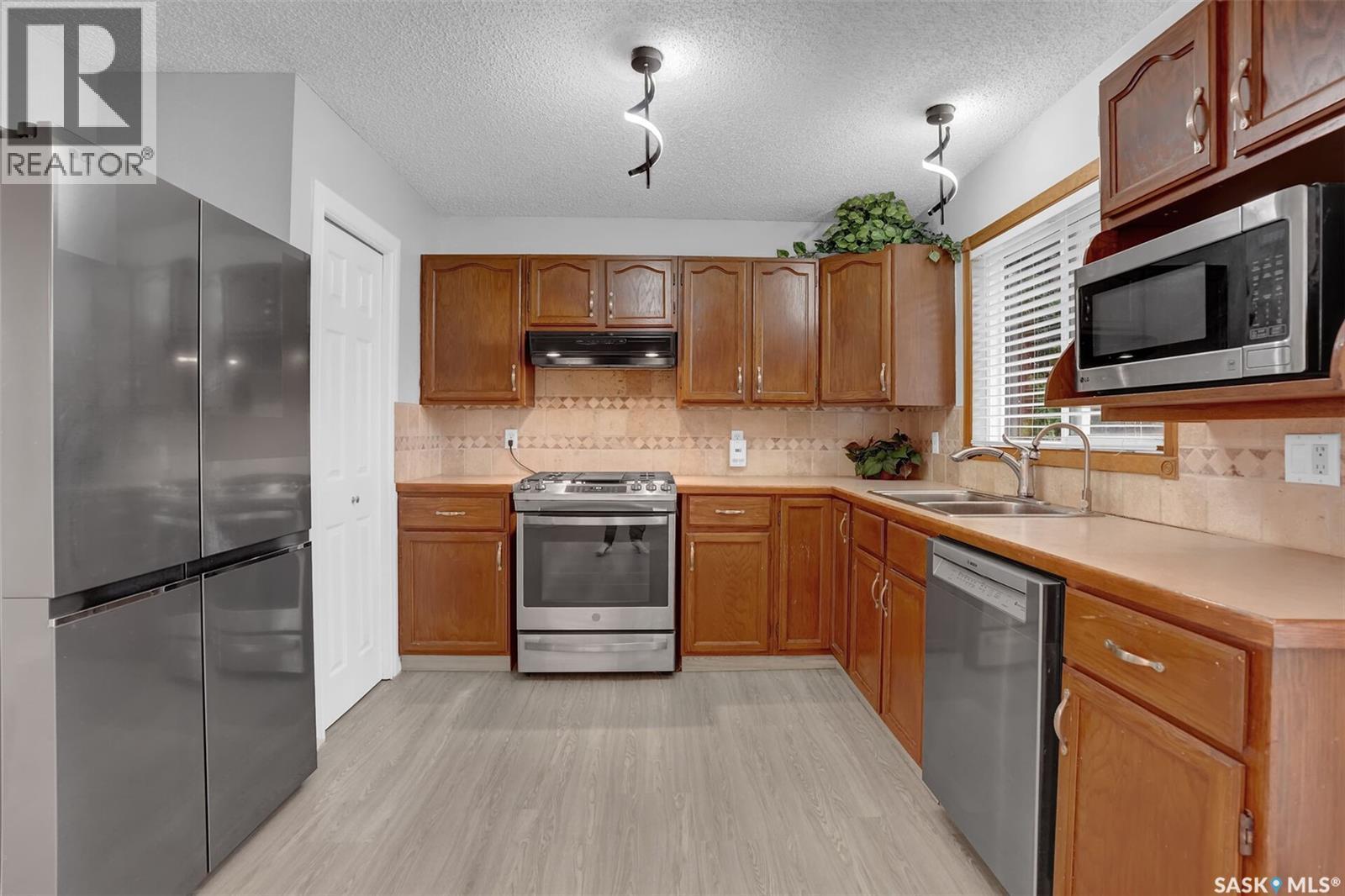 6914 Whelan Drive, Regina, Saskatchewan  S4X 3W1 - Photo 15 - SK048715