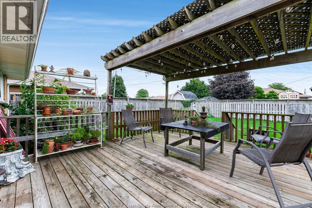 40 Nicholas Street, Leamington, Ontario  N8H 3R9 - Photo 39 - 26023017