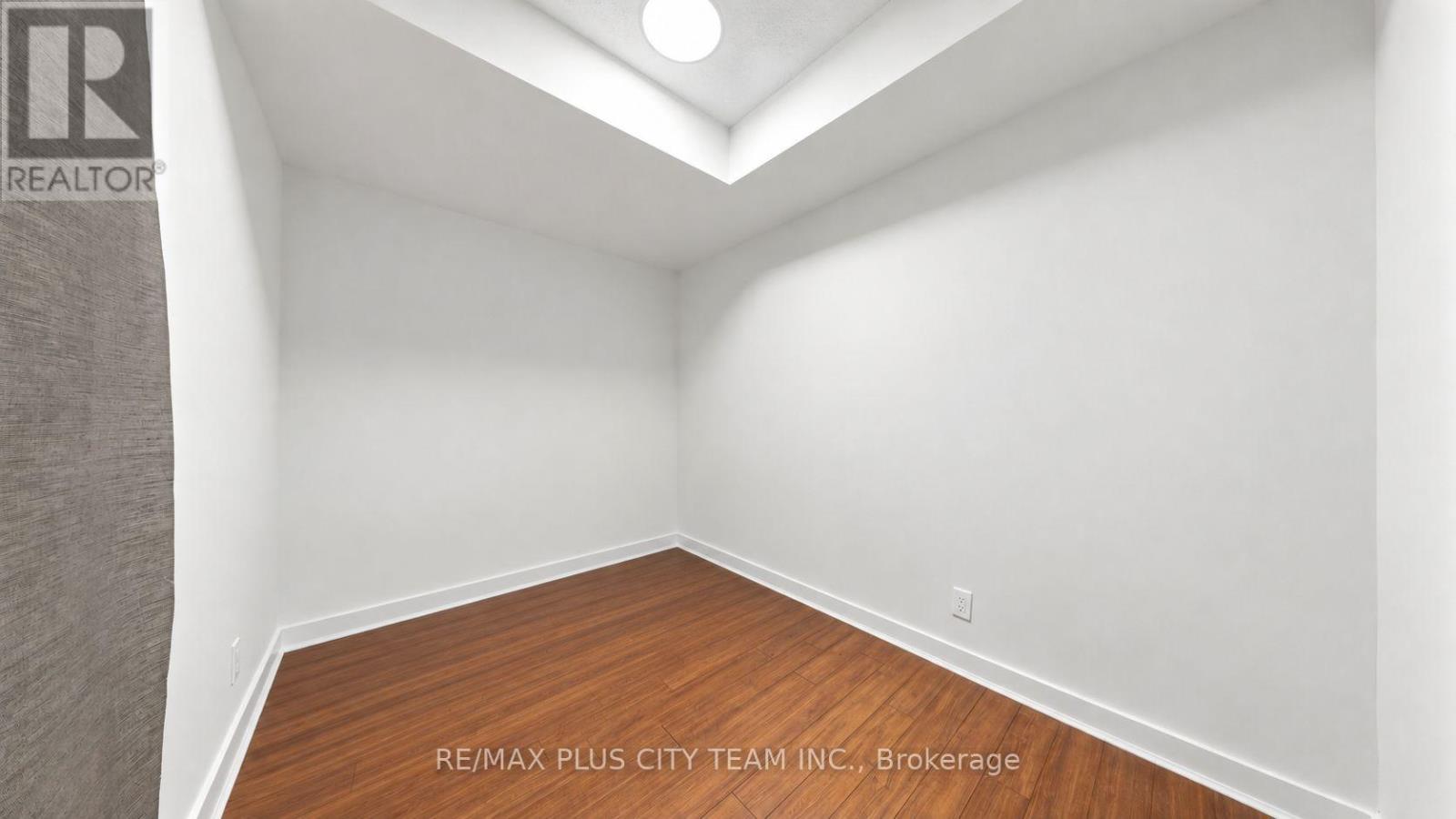 3011 - 381 Front Street W, Toronto, Ontario  M5V 3R8 - Photo 23 - C13746772
