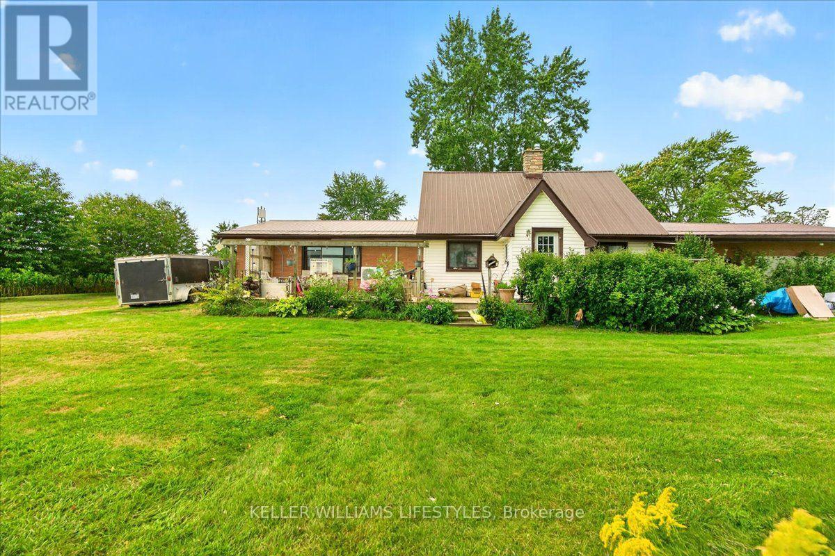 22257 Pratt Siding Road W, Southwest Middlesex, Ontario  N0L 1M0 - Photo 3 - X13803662