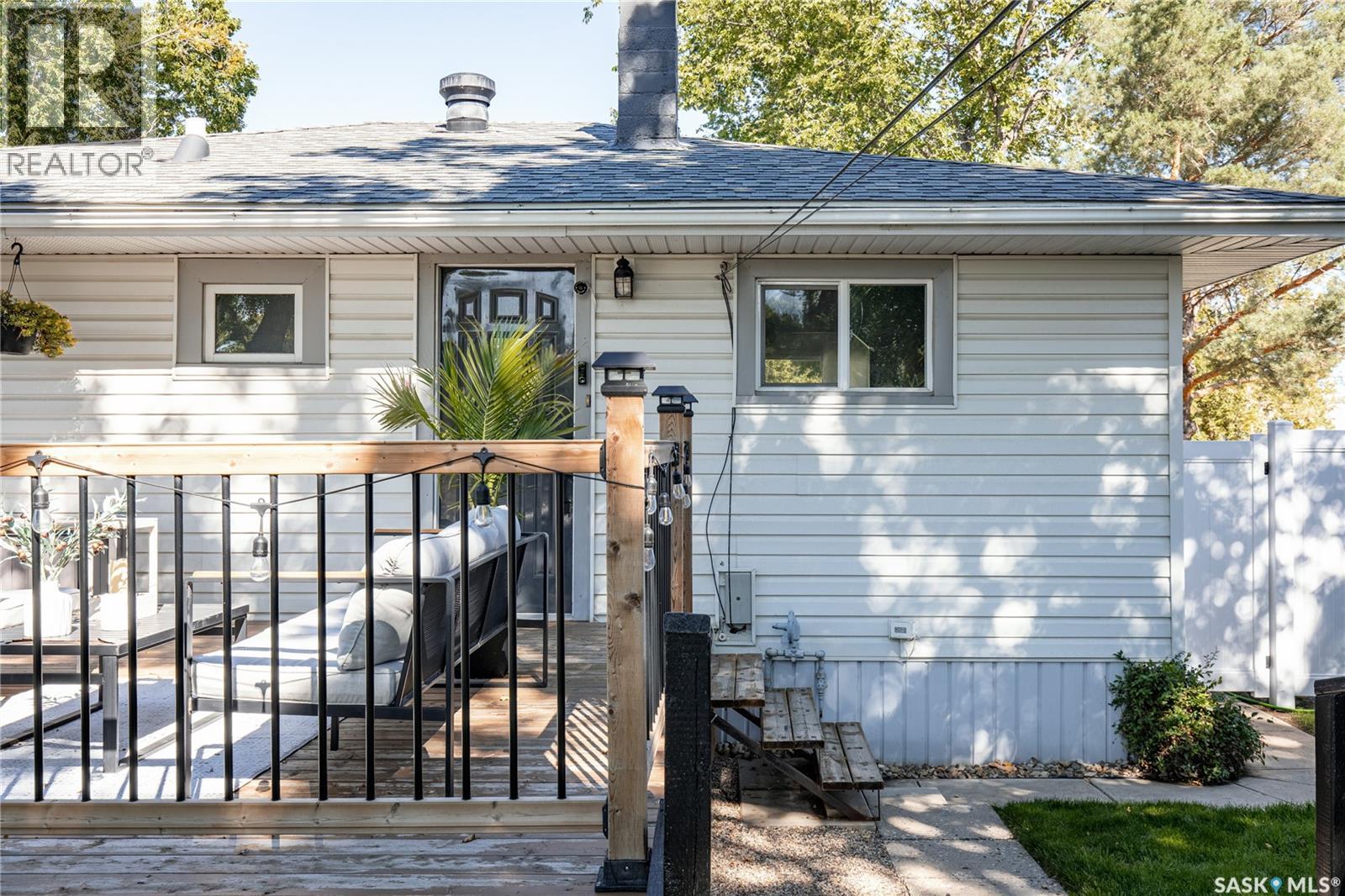 1005 Coteau Street W, Moose Jaw, Saskatchewan  S6H 5G3 - Photo 31 - SK048884