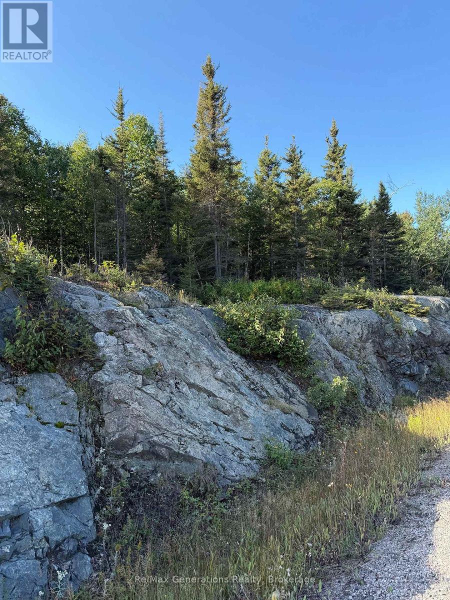 0 Off Hwy 17 S, Schreiber, Ontario  P0T 2S0 - Photo 2 - X13803652