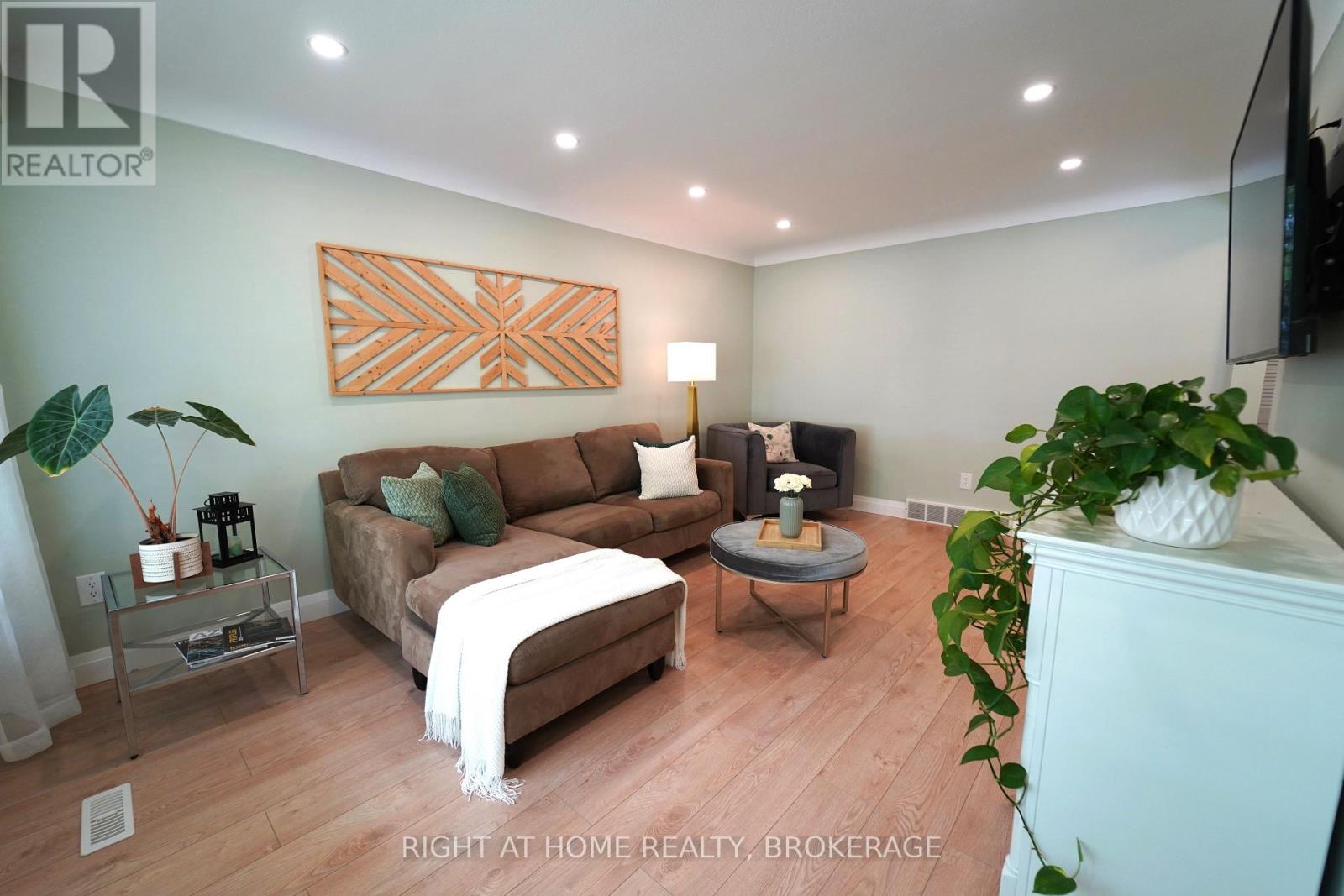 34 Densgrove Drive, St. Catharines, Ontario  L2M 3M2 - Photo 5 - X13803674