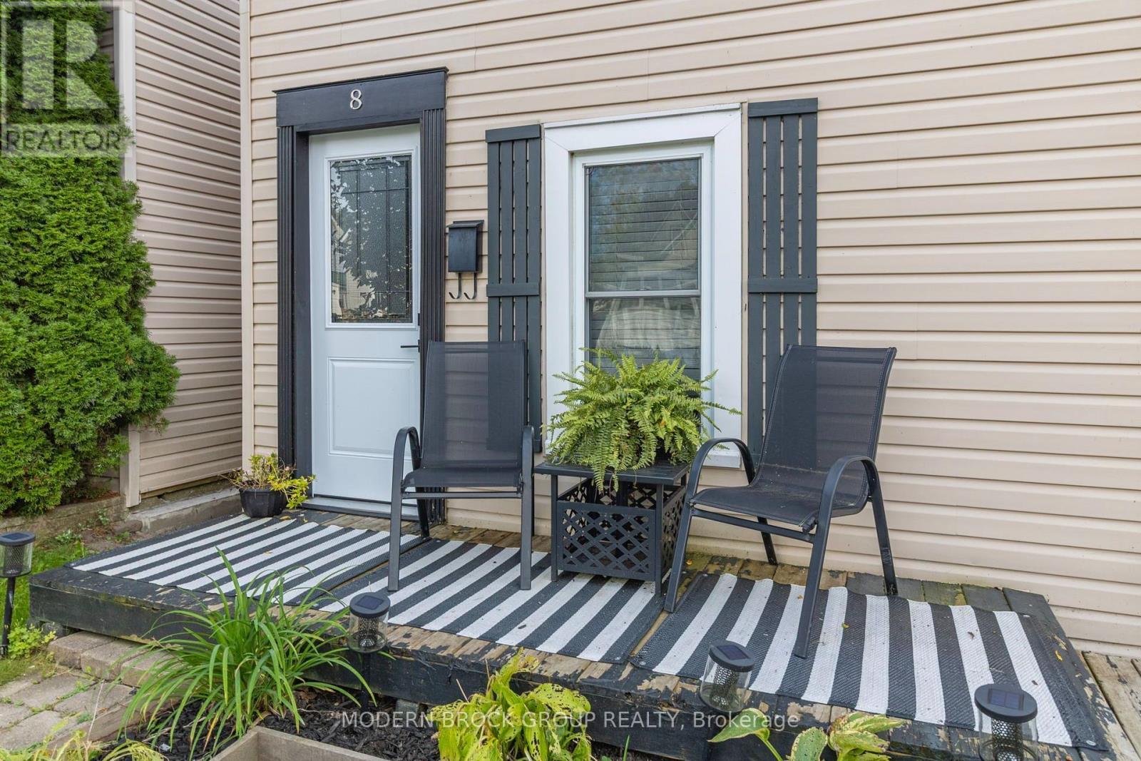 8 Elm Street, Brockville, Ontario  K6V 5M6 - Photo 2 - X13803872