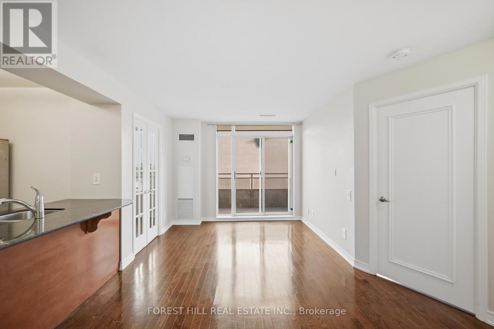 1404 - 60 St Clair Avenue W, Toronto, Ontario  M4V 1M1 - Photo 10 - C13803712