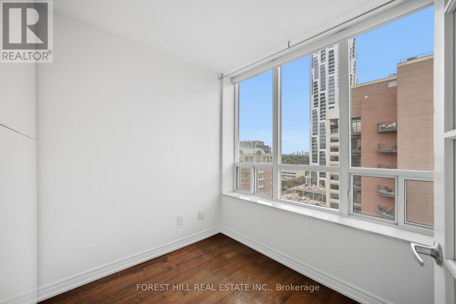 1404 - 60 St Clair Avenue W, Toronto, Ontario  M4V 1M1 - Photo 15 - C13803712