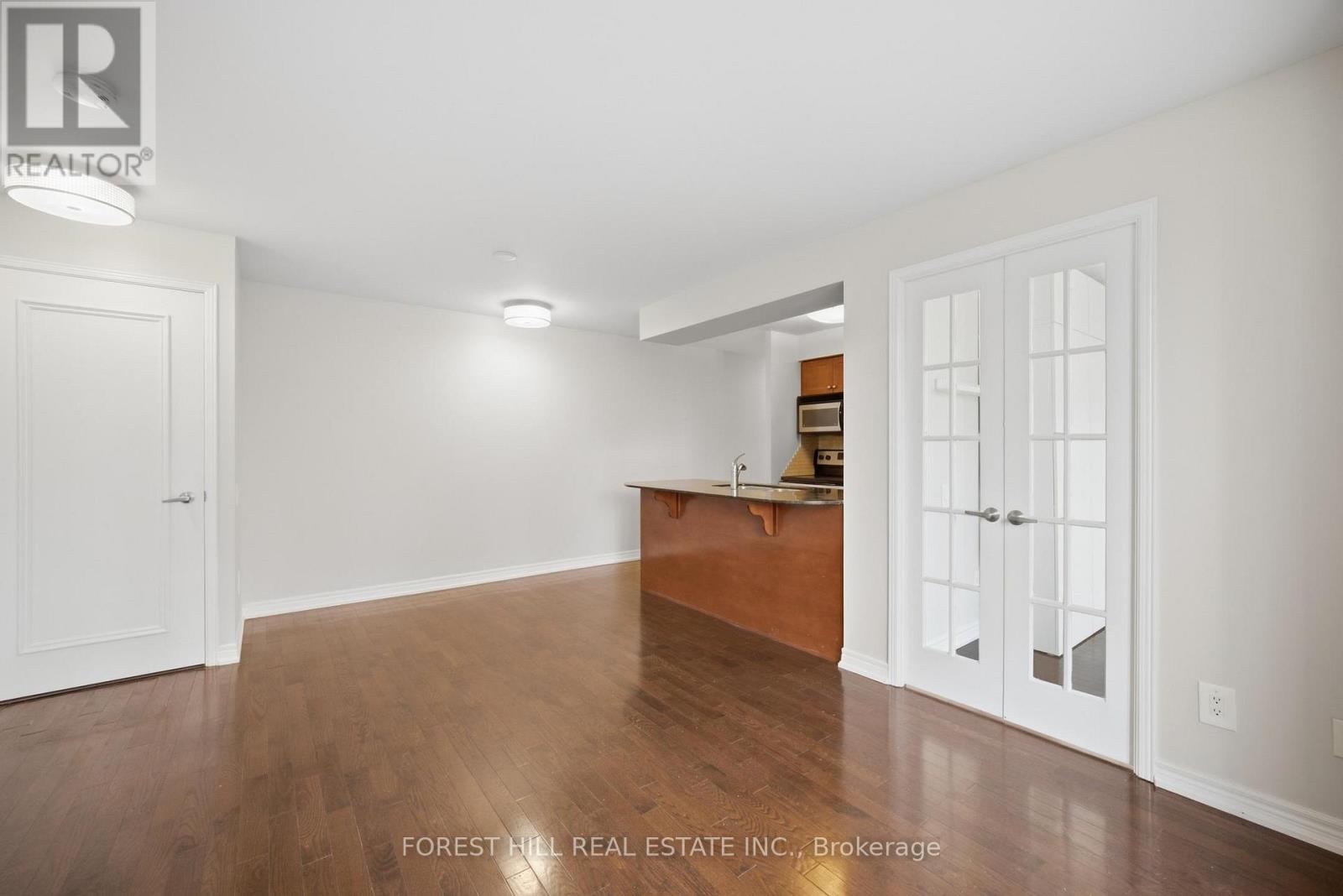 1404 - 60 St Clair Avenue W, Toronto, Ontario  M4V 1M1 - Photo 9 - C13803712