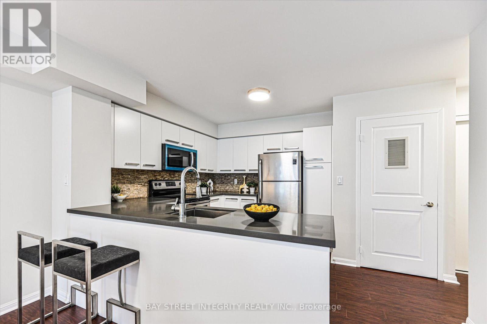 713 - 11 St Joseph Street, Toronto, Ontario  M4Y 3G4 - Photo 10 - C13803778