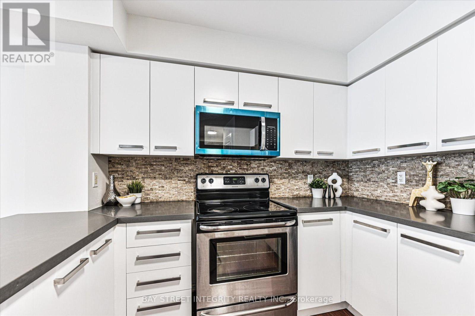 713 - 11 St Joseph Street, Toronto, Ontario  M4Y 3G4 - Photo 12 - C13803778