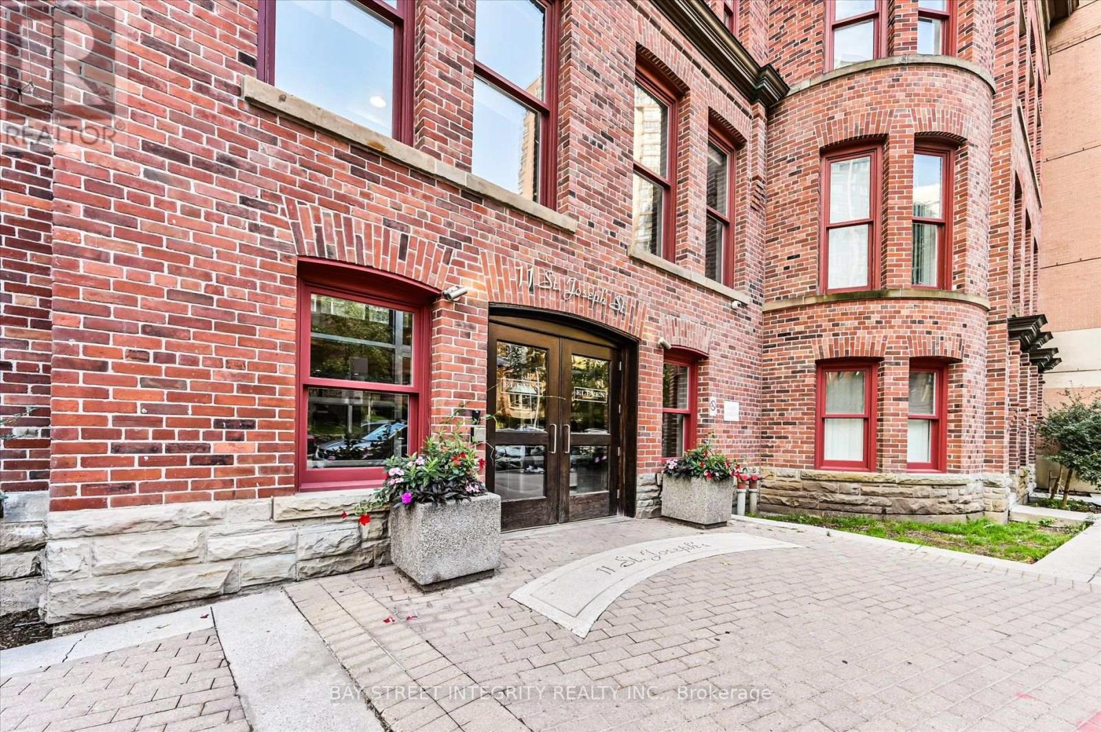 713 - 11 St Joseph Street, Toronto, Ontario  M4Y 3G4 - Photo 3 - C13803778