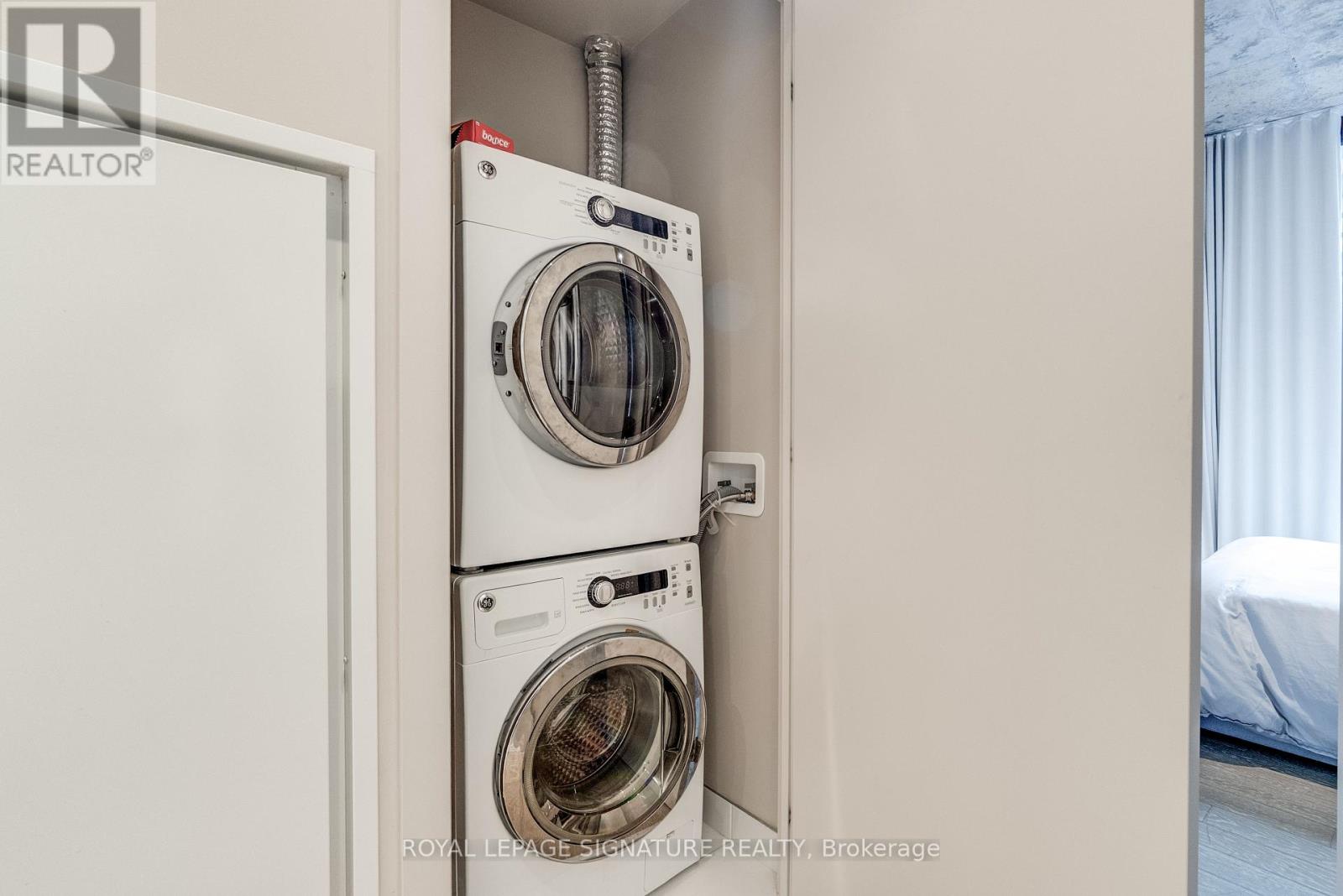1606 - 11 Charlotte Street, Toronto, Ontario  M5V 0M6 - Photo 17 - C13803794