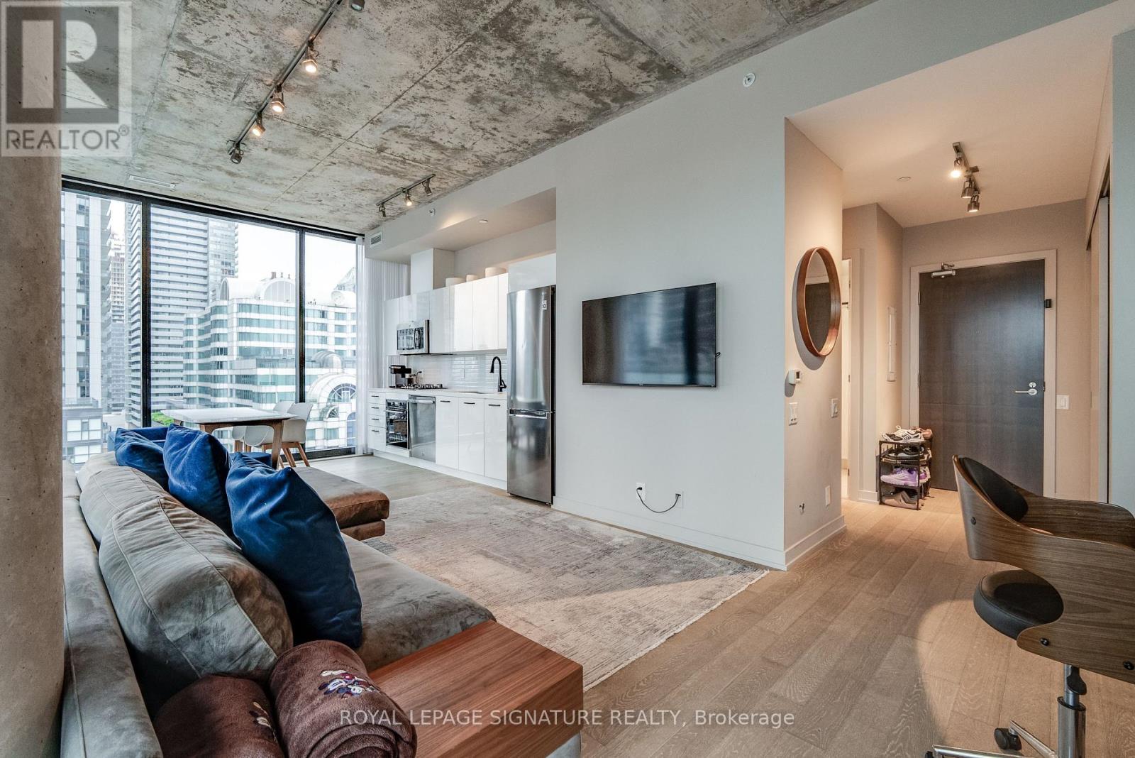 1606 - 11 Charlotte Street, Toronto, Ontario  M5V 0M6 - Photo 9 - C13803794