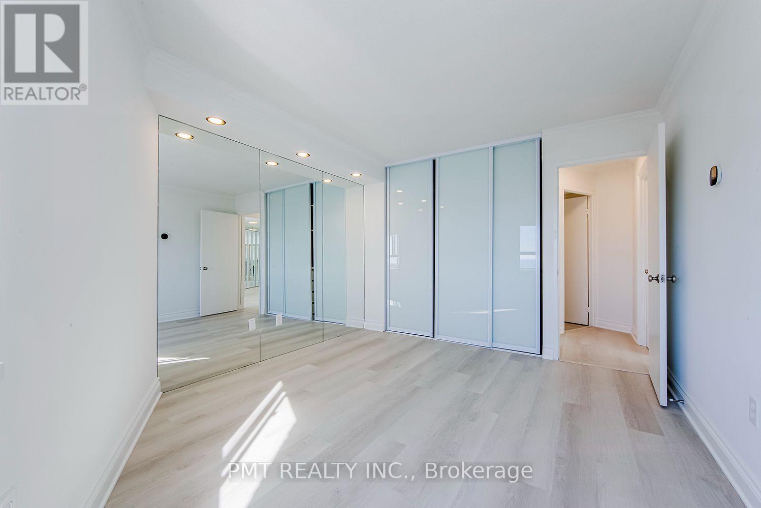 1502 - 270 Queens Quay W, Toronto, Ontario  M5J 2N4 - Photo 25 - C13803840