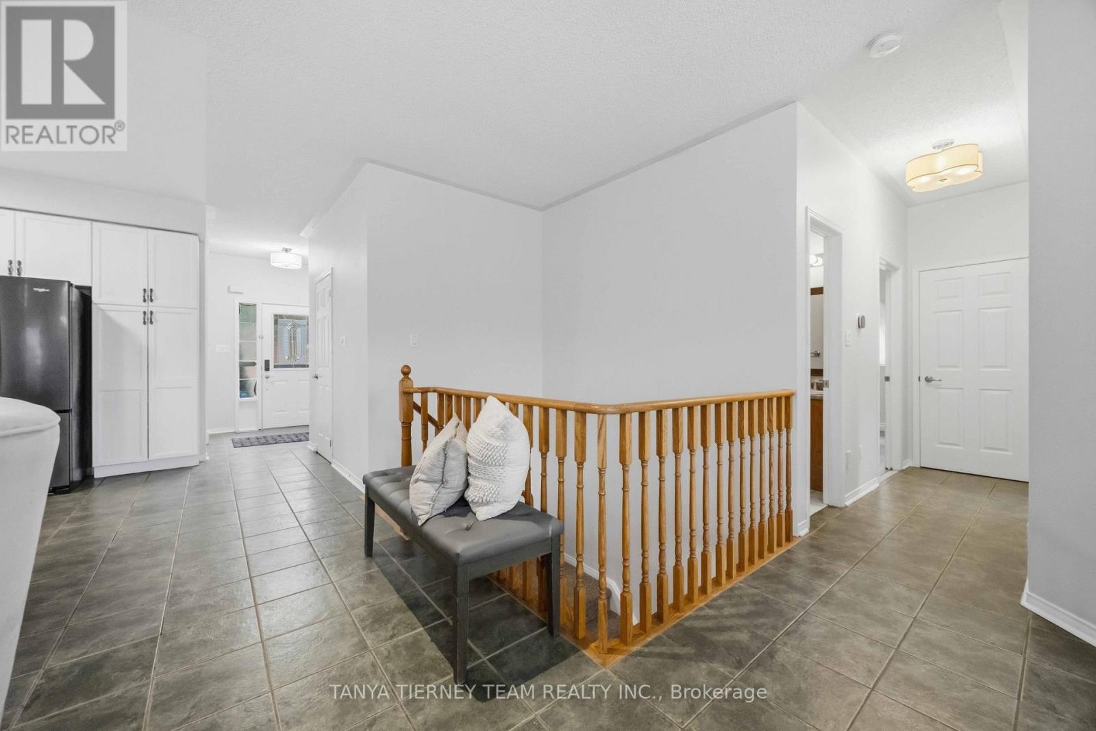 28 Perryview Drive, Scugog, Ontario  L9L 1T5 - Photo 8 - E13803696