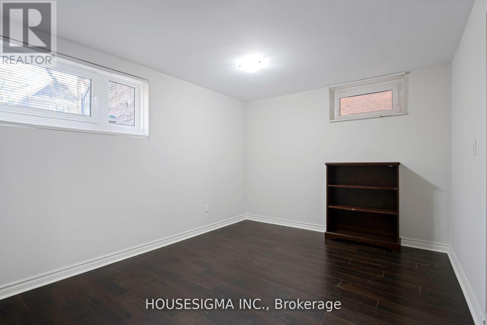 Lower - 72 Redwood Avenue, Toronto, Ontario  M4L 2S6 - Photo 11 - E13803802