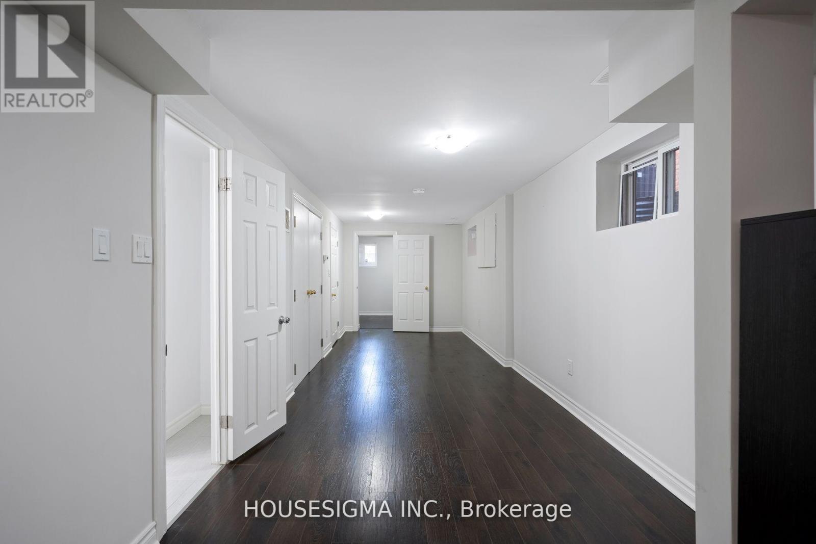 Lower - 72 Redwood Avenue, Toronto, Ontario  M4L 2S6 - Photo 7 - E13803802