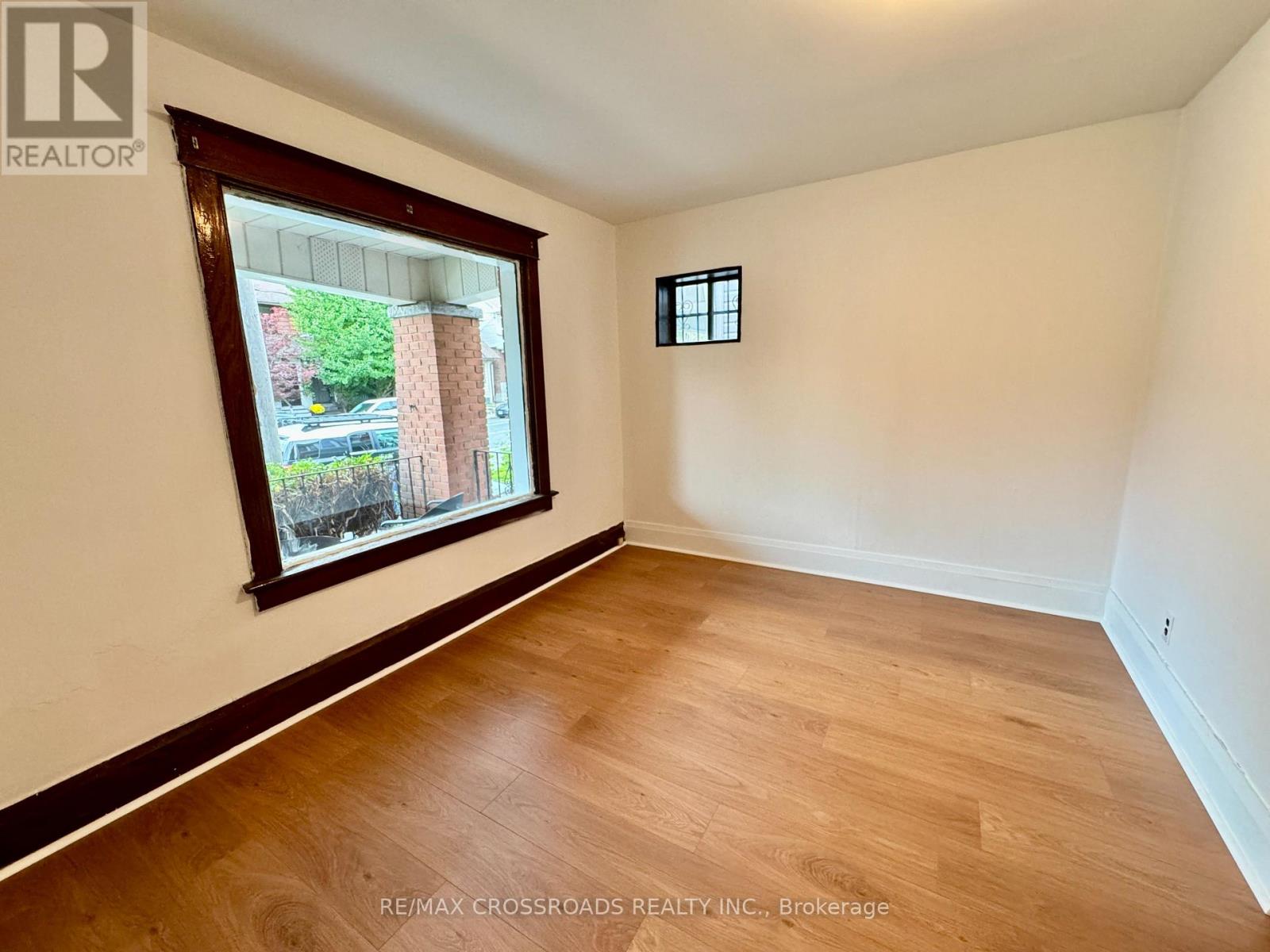 287 Greenwood Avenue, Toronto, Ontario  M4L 2R6 - Photo 11 - E13803890