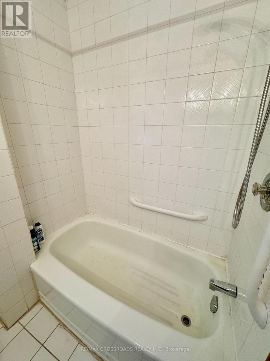 287 Greenwood Avenue, Toronto, Ontario  M4L 2R6 - Photo 14 - E13803890