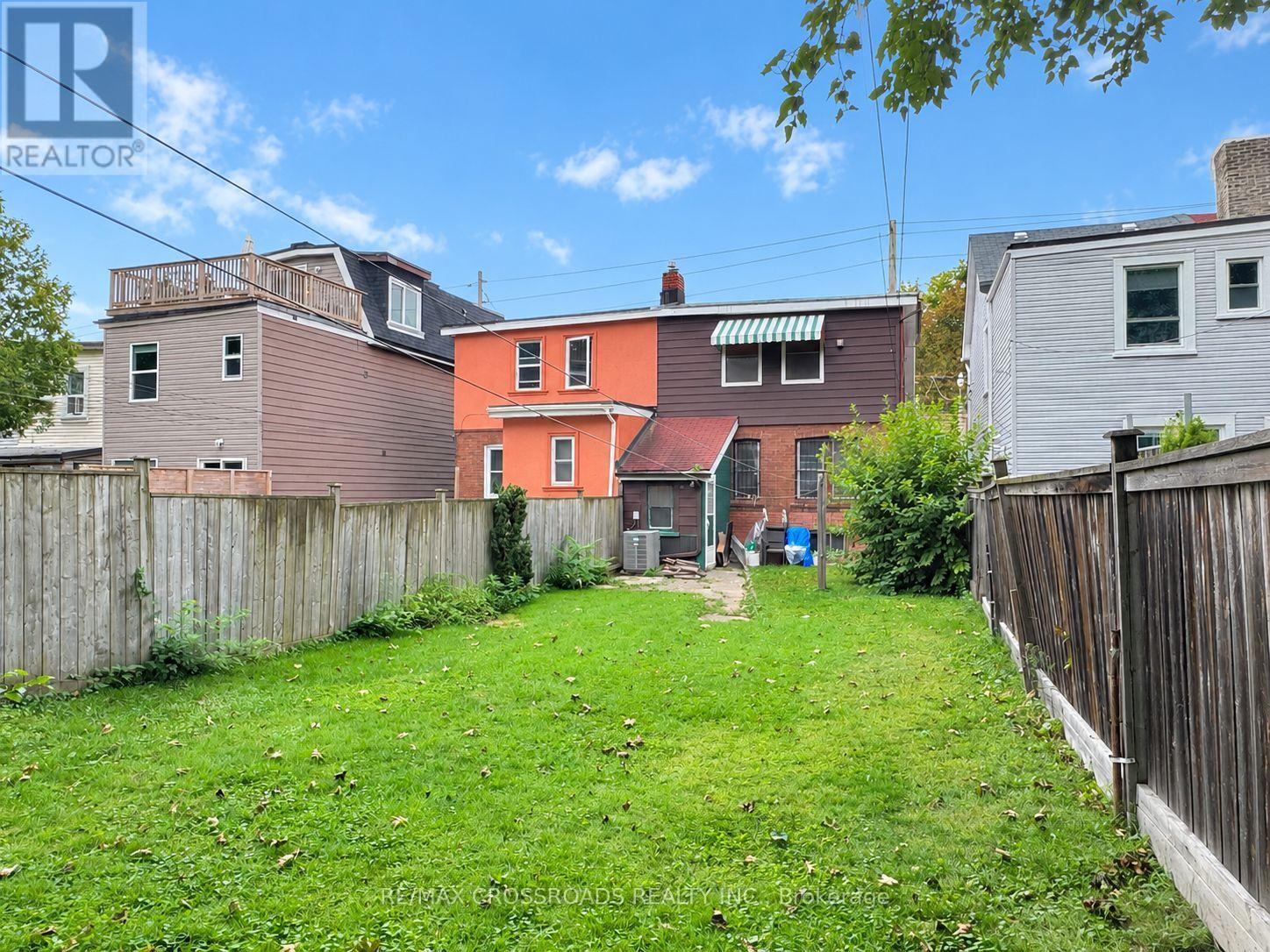 287 Greenwood Avenue, Toronto, Ontario  M4L 2R6 - Photo 29 - E13803890