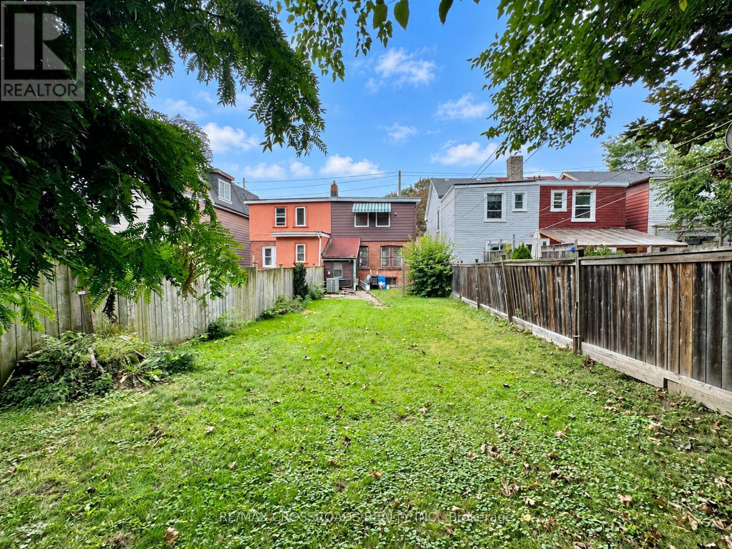 287 Greenwood Avenue, Toronto, Ontario  M4L 2R6 - Photo 30 - E13803890
